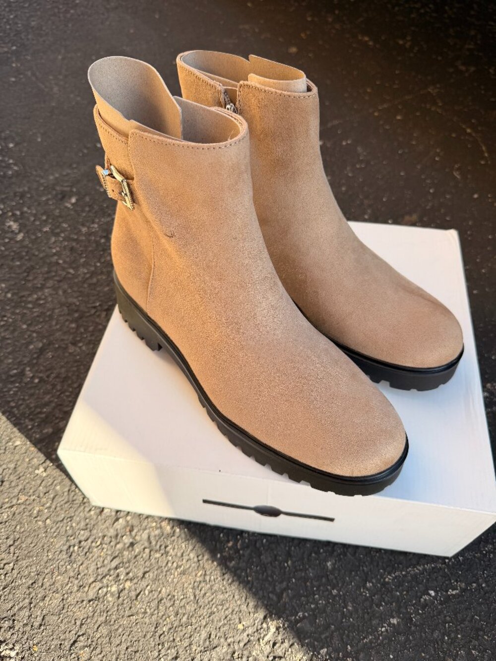 New Calvin Klein Tan Booties Women's Size 10